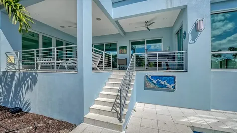 705 Jungle Queen Way Longboat Key FL 34228