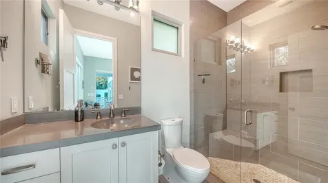 705 Jungle Queen Way Longboat Key FL 34228