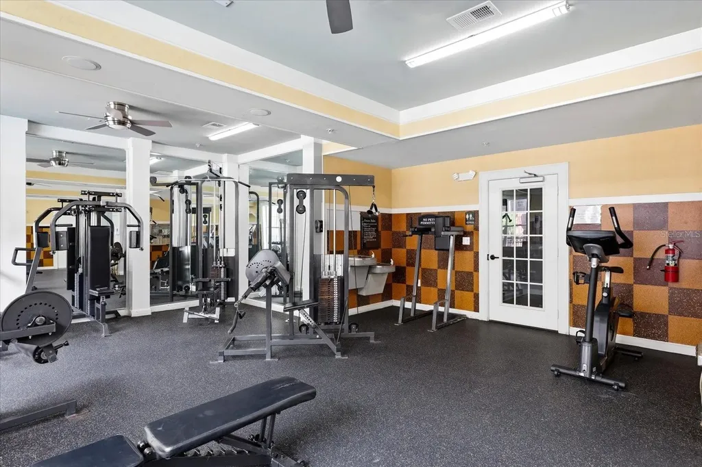 4221 W Spruce Street Tampa FL 33607