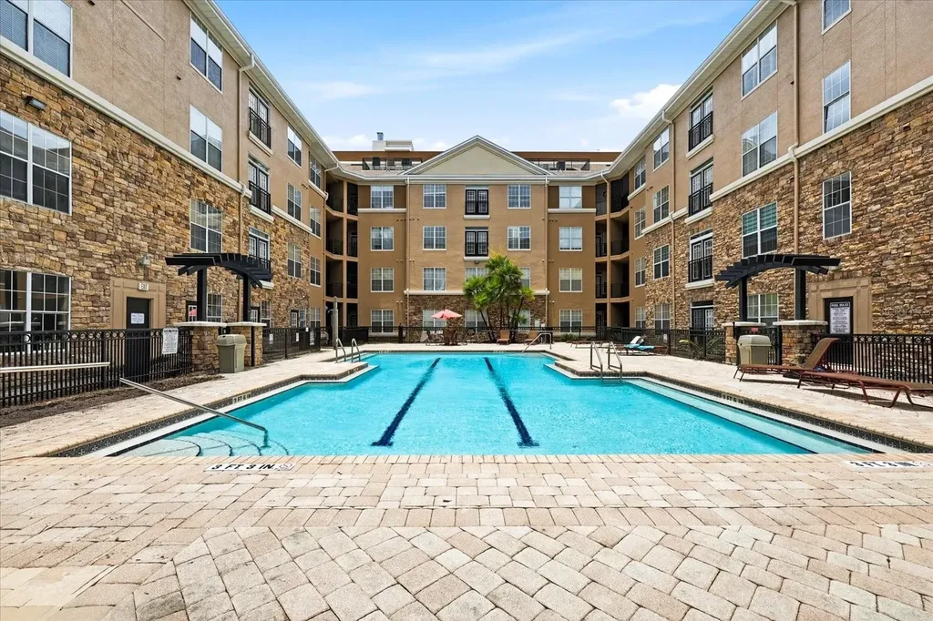 4221 W Spruce Street Tampa FL 33607