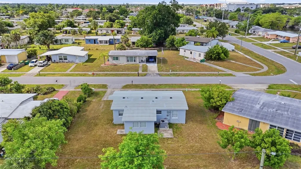 21882 Haines Port Charlotte FL 33952