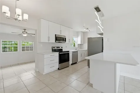 21882 Haines Port Charlotte FL 33952