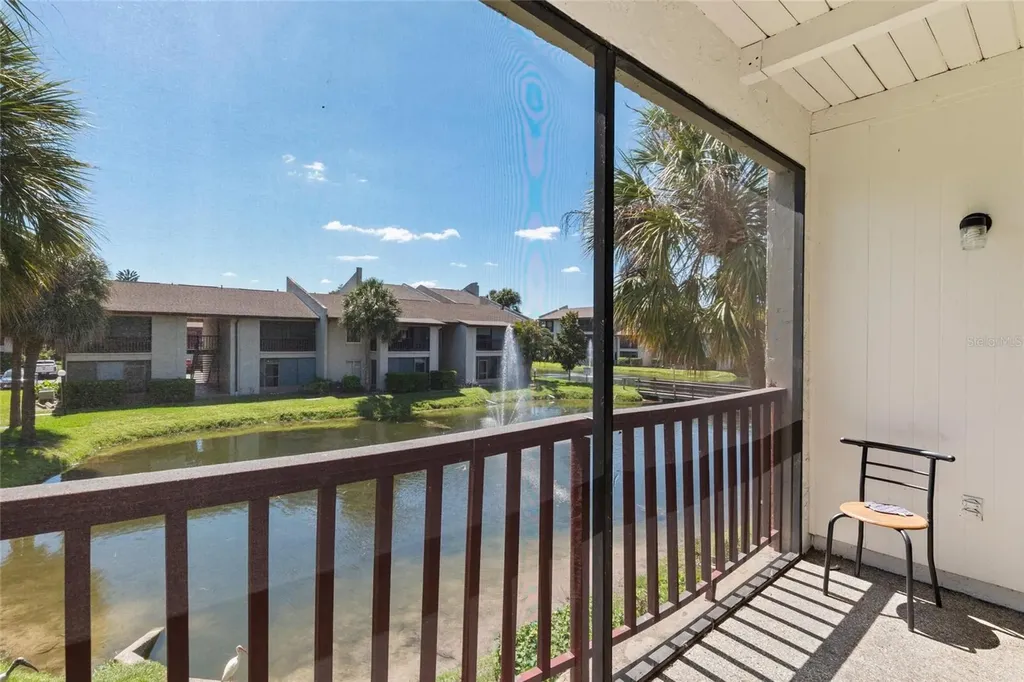 3840 N Lake Drive Tampa FL 33614
