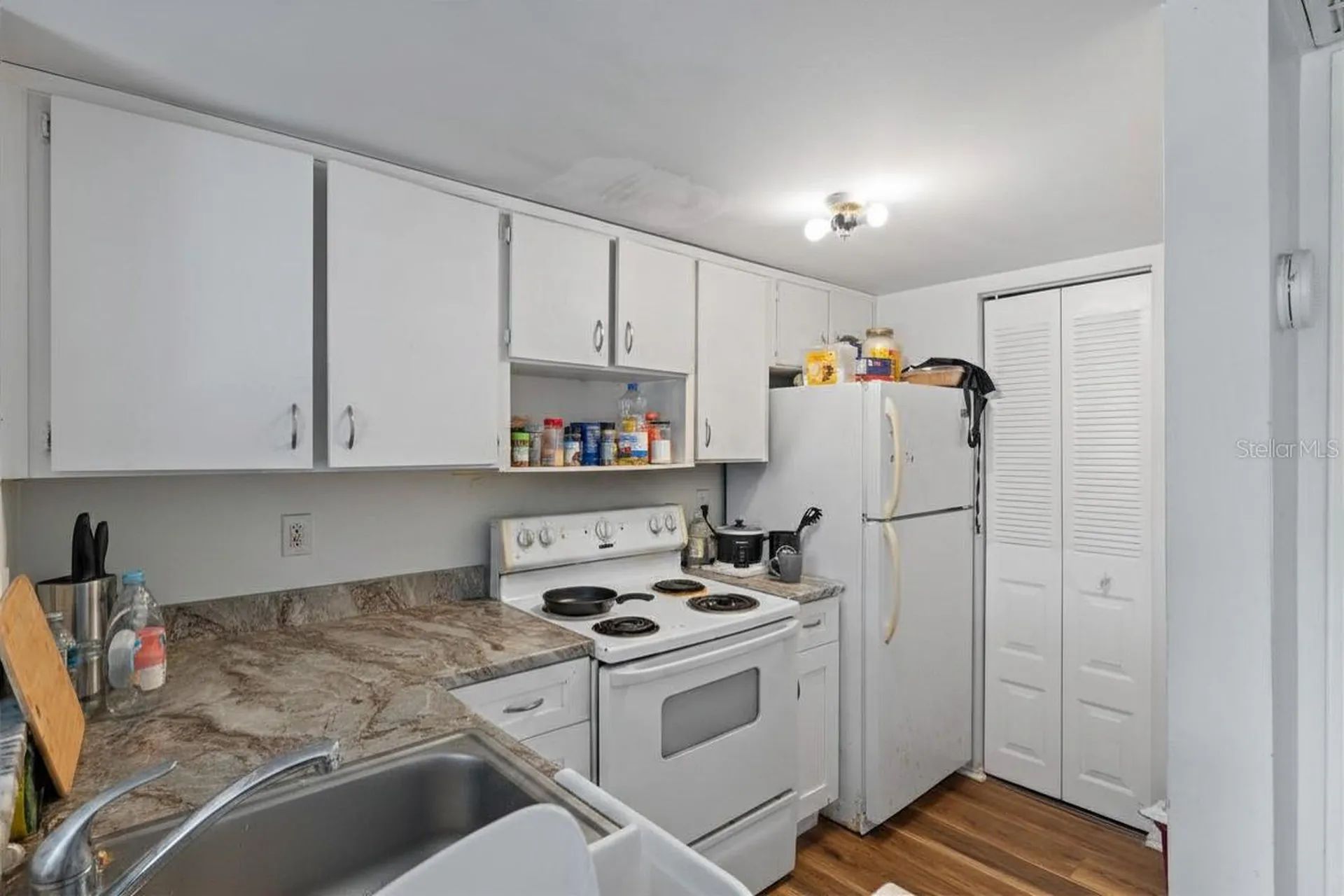 3840 N Lake Drive Tampa FL 33614