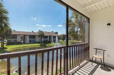 3840 N Lake Drive Tampa FL 33614