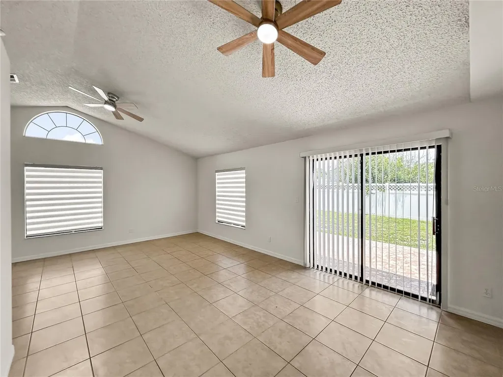 959 Derbyshire Drive Kissimmee FL 34758