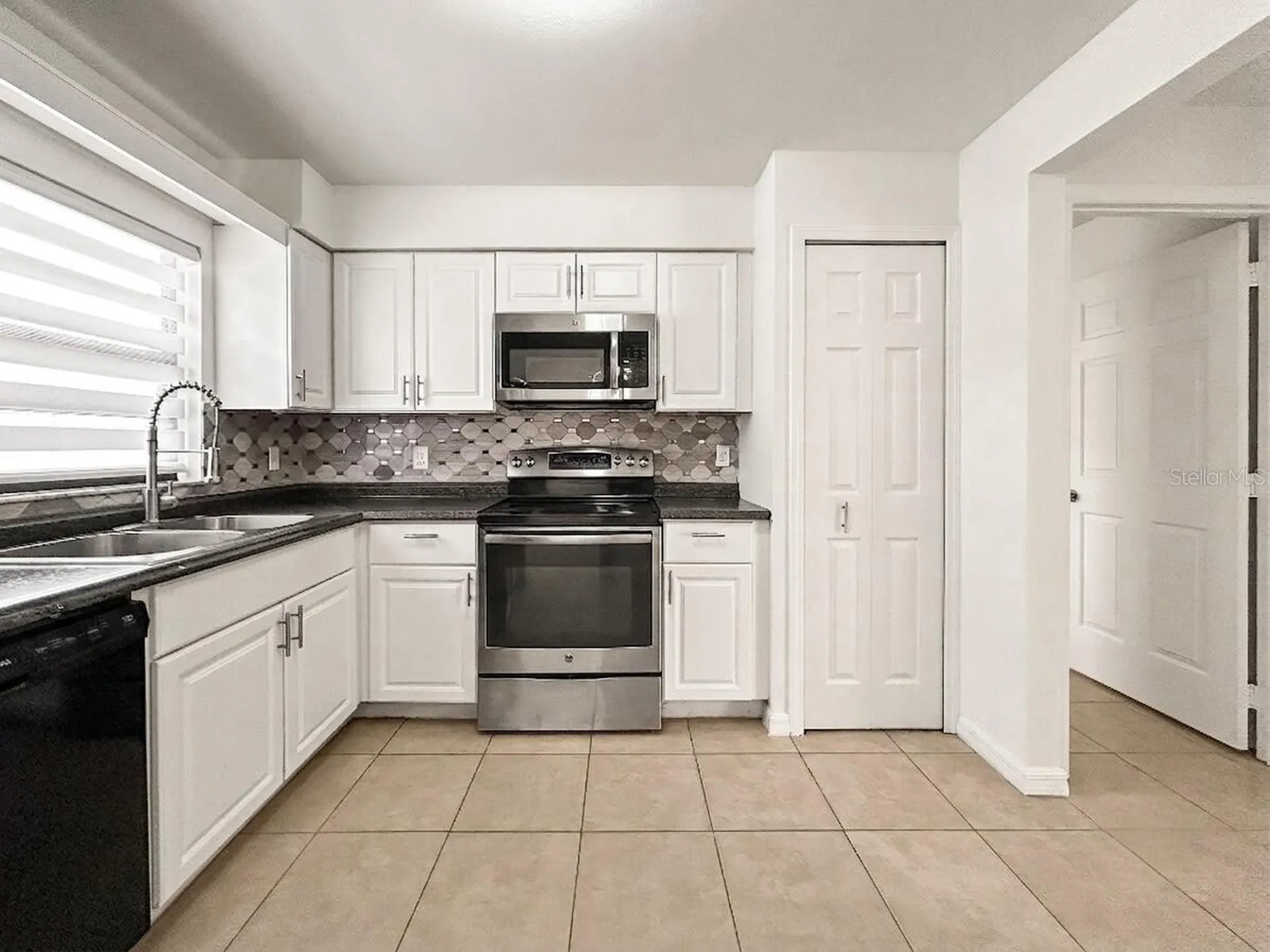 959 Derbyshire Drive Kissimmee FL 34758
