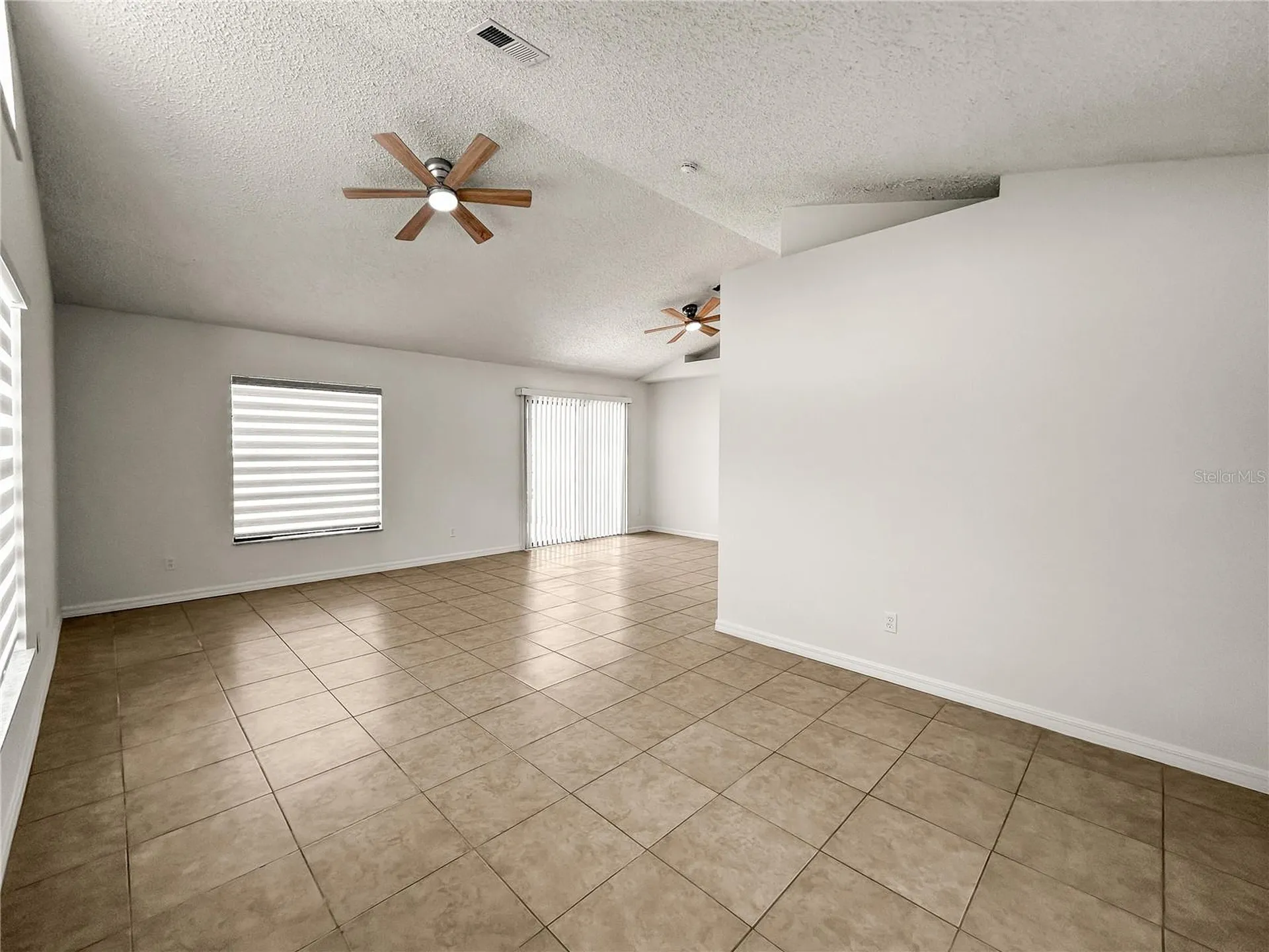 959 Derbyshire Drive Kissimmee FL 34758