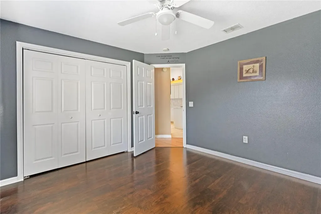 5147 La Plata Drive New Port Richey FL 34655