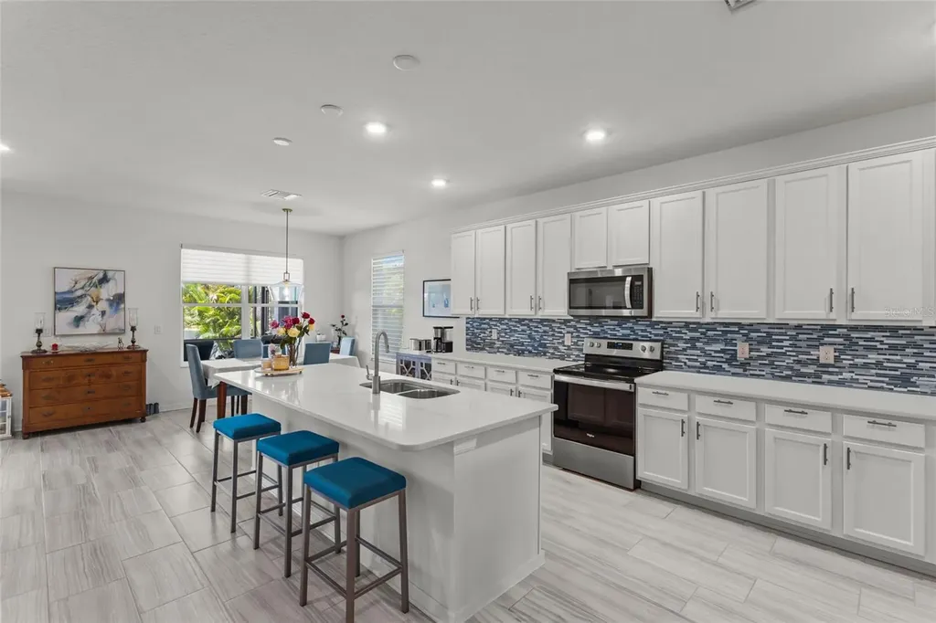 4836 Reisswood Loop Palmetto FL 34221