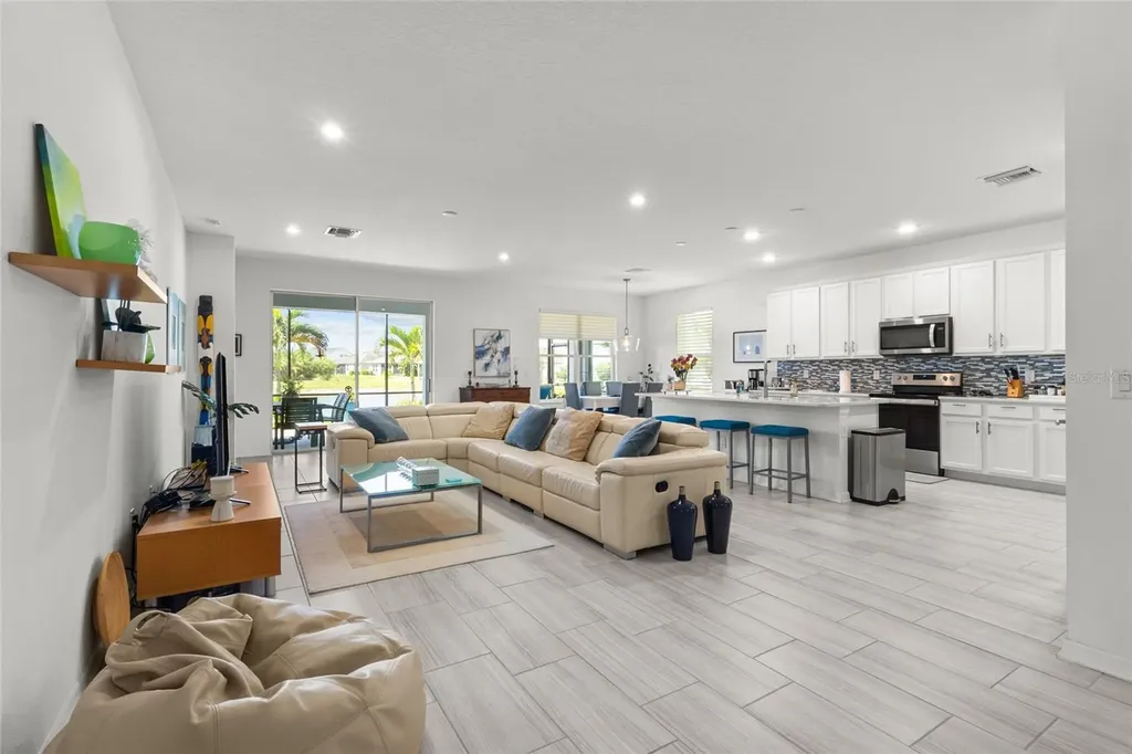 4836 Reisswood Loop Palmetto FL 34221