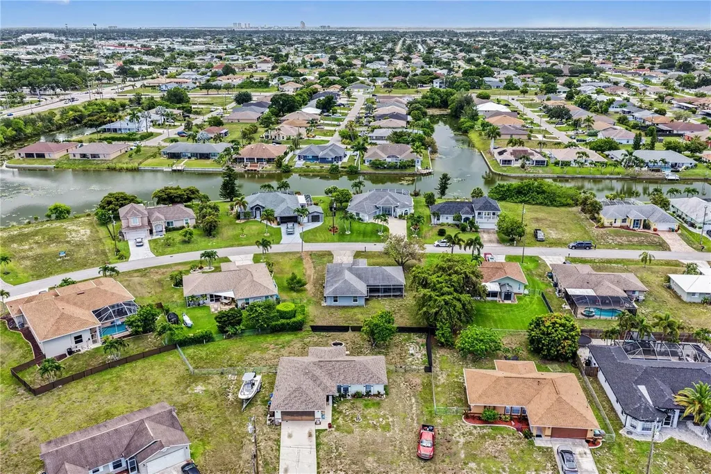 1314 SE 5th Court Cape Coral FL 33990