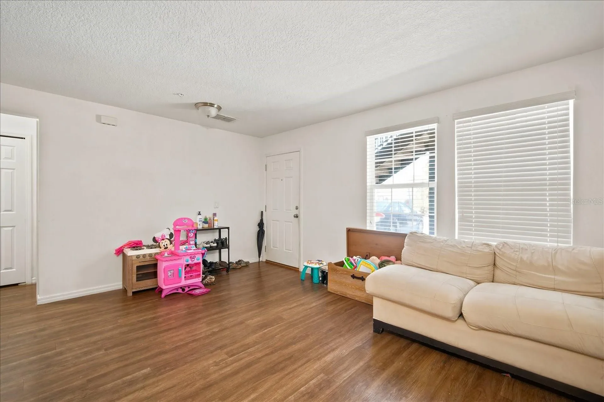 272 Hart Lane Kissimmee FL 34743