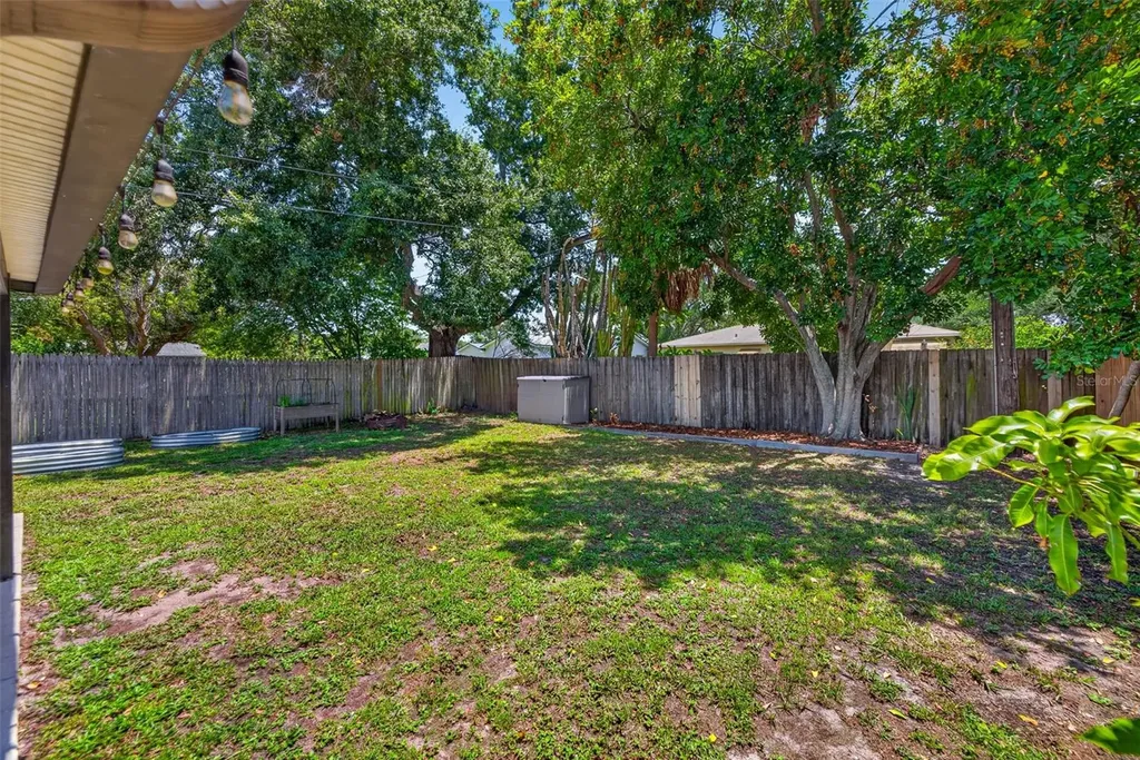 3221 14th Street N St Petersburg FL 33704