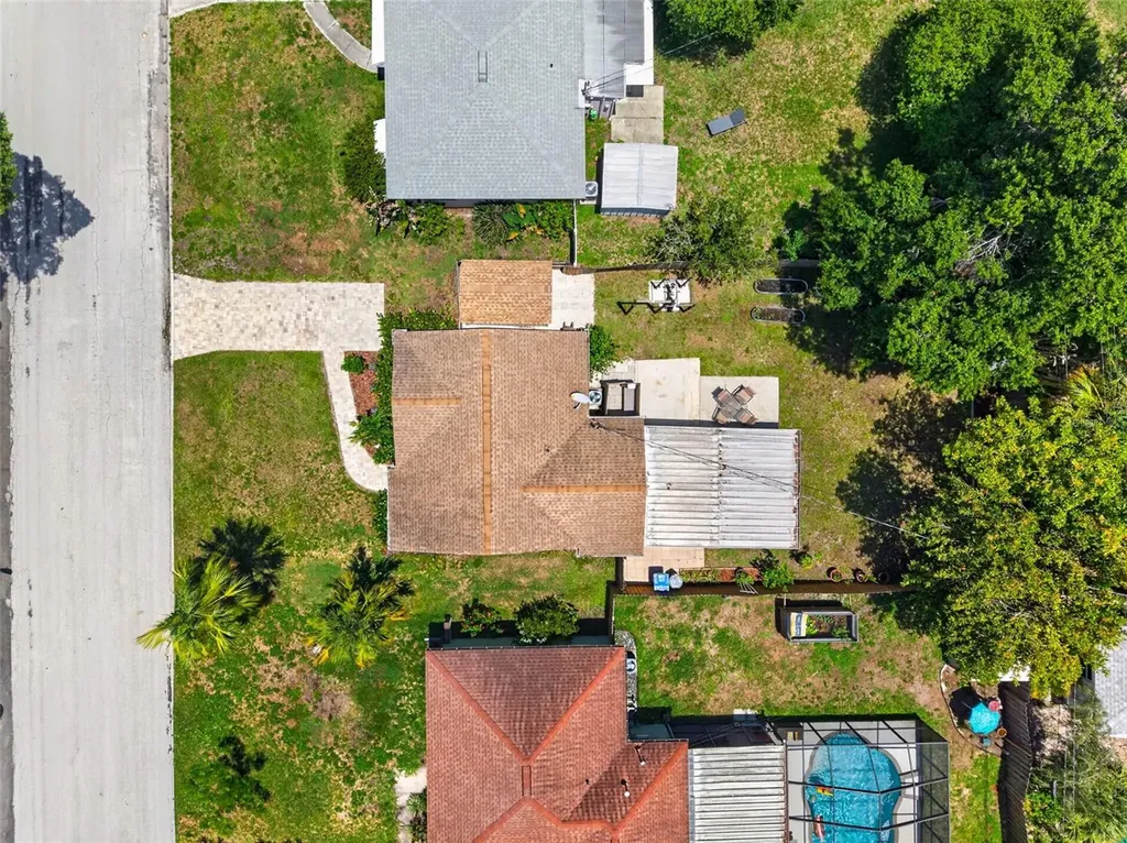 3221 14th Street N St Petersburg FL 33704