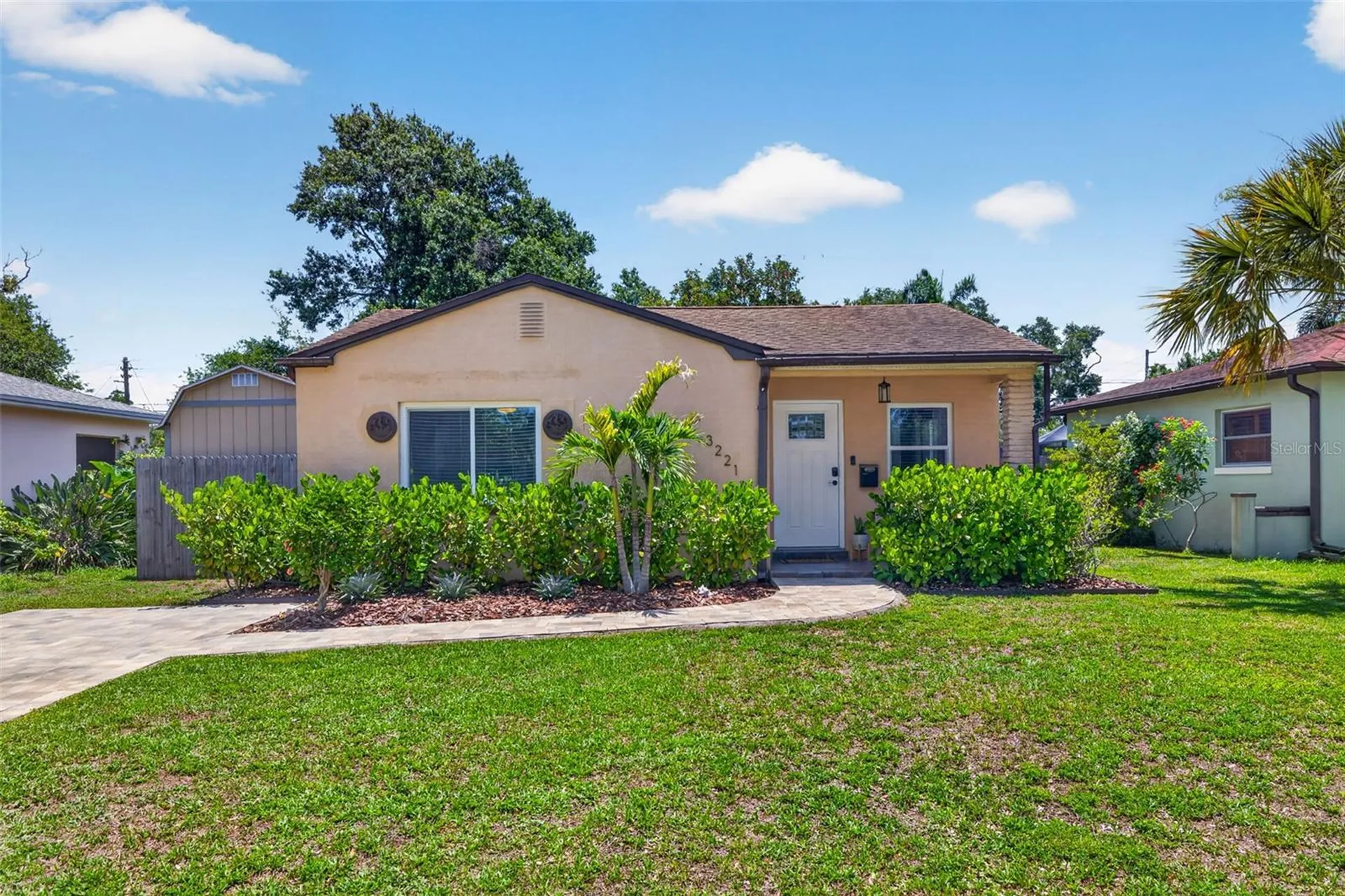 3221 14th Street N St Petersburg FL 33704