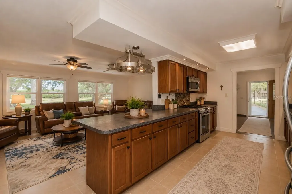 5117 Cr 316a Bushnell FL 33513
