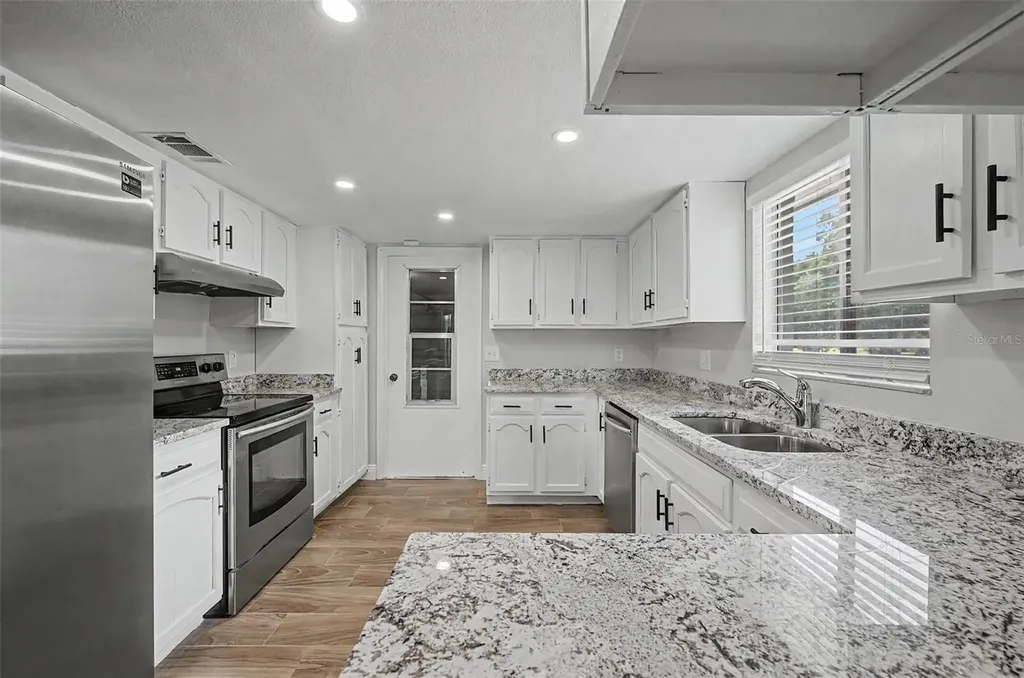 28353 Tanglewood Drive Wesley Chapel FL 33543