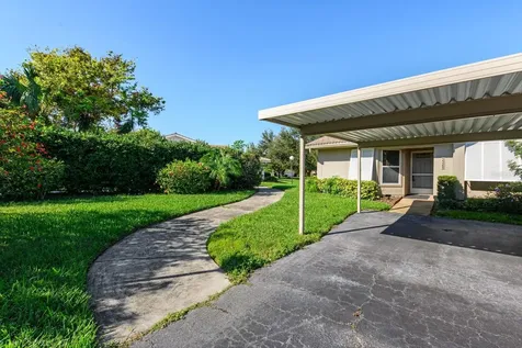 5528 37th Street E Bradenton FL 34203
