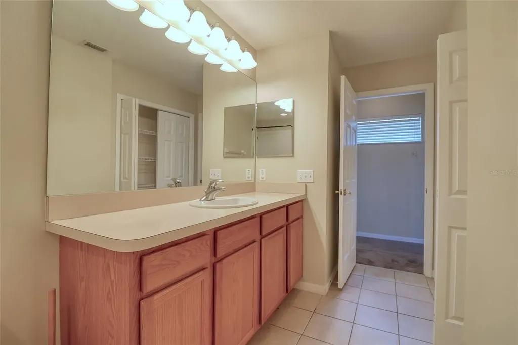 6622 83rd Avenue N Pinellas Park FL 33781