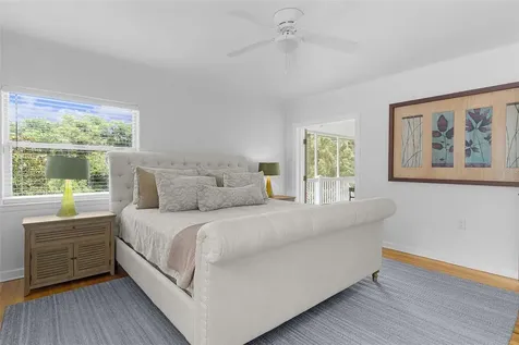 306 N Clayton Street Mount Dora FL 32757