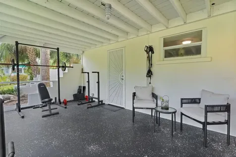 306 N Clayton Street Mount Dora FL 32757