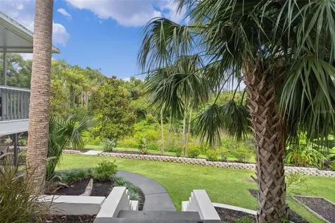 306 N Clayton Street Mount Dora FL 32757