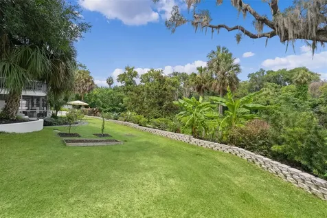 306 N Clayton Street Mount Dora FL 32757