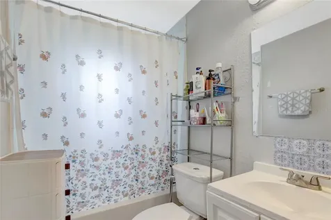 6410 N 44th Street Tampa FL 33610