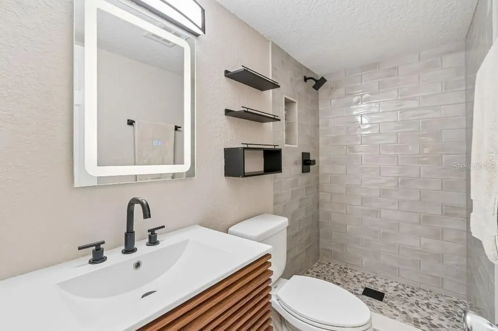2500 Lee Road Winter Park FL 32789