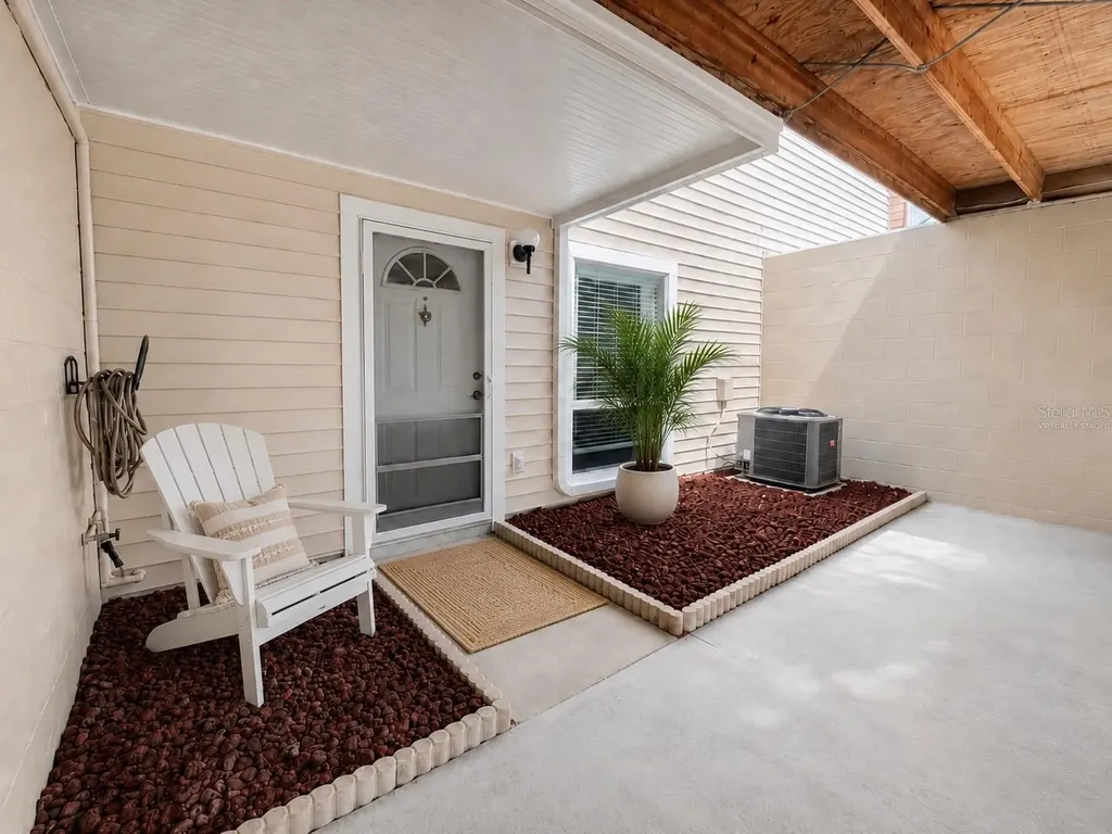 11905 Cypress Vista Tampa FL 33626