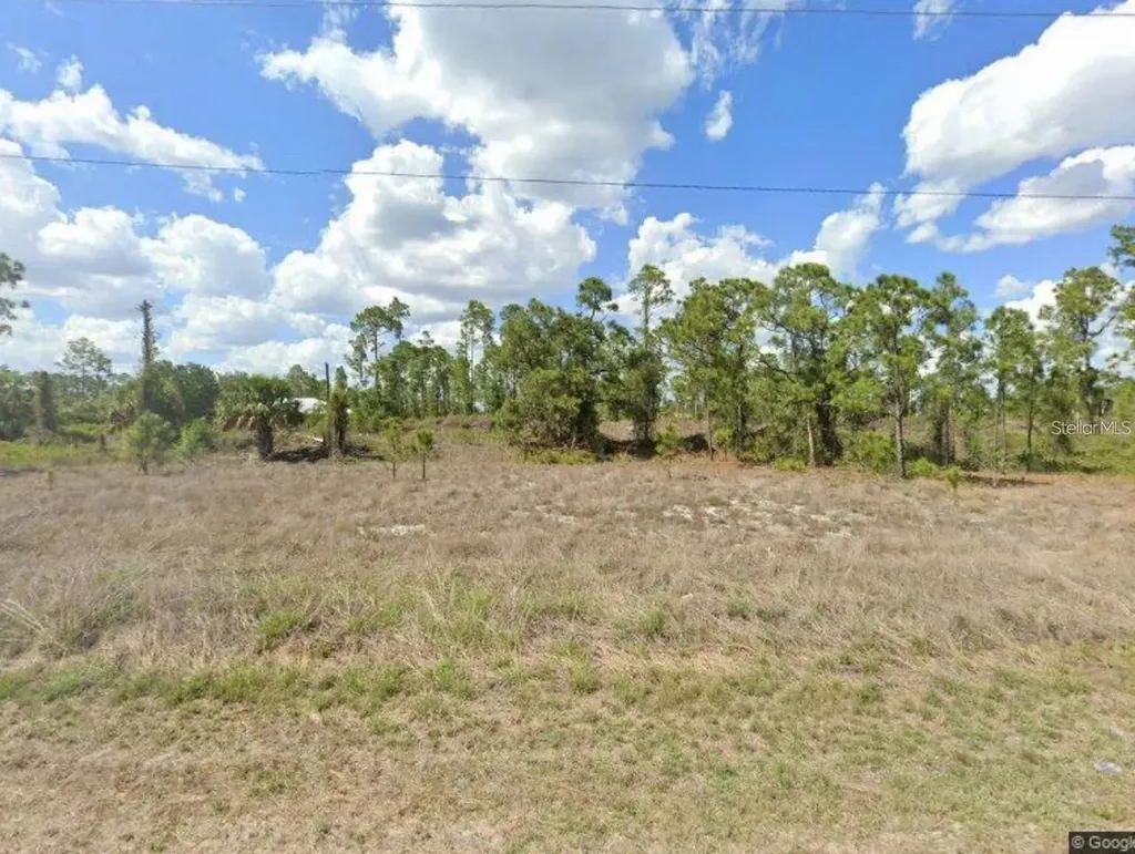 1121 Damen Street E Lehigh Acres FL 33974