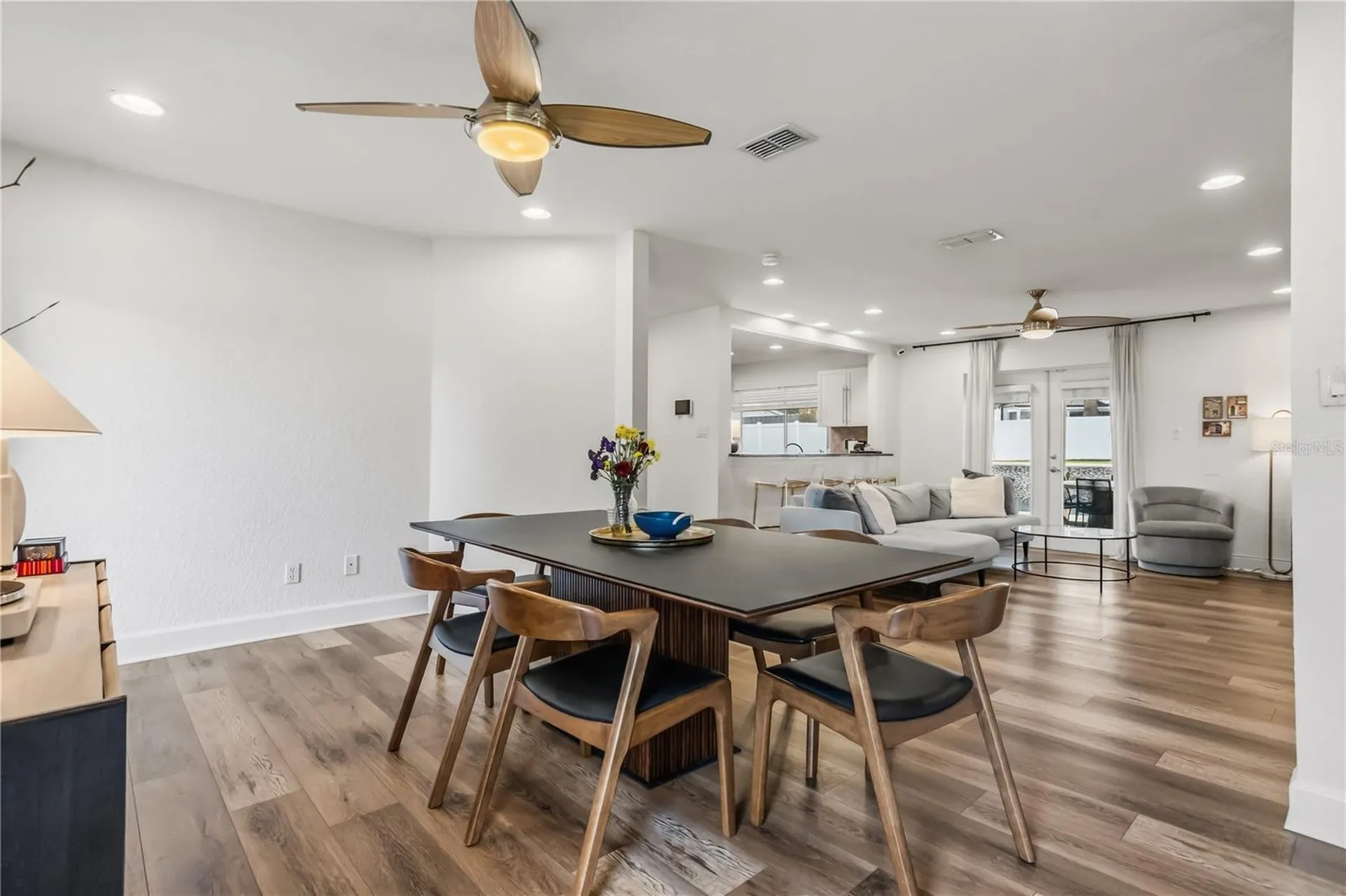 404 Barclay Avenue Altamonte Springs FL 32701