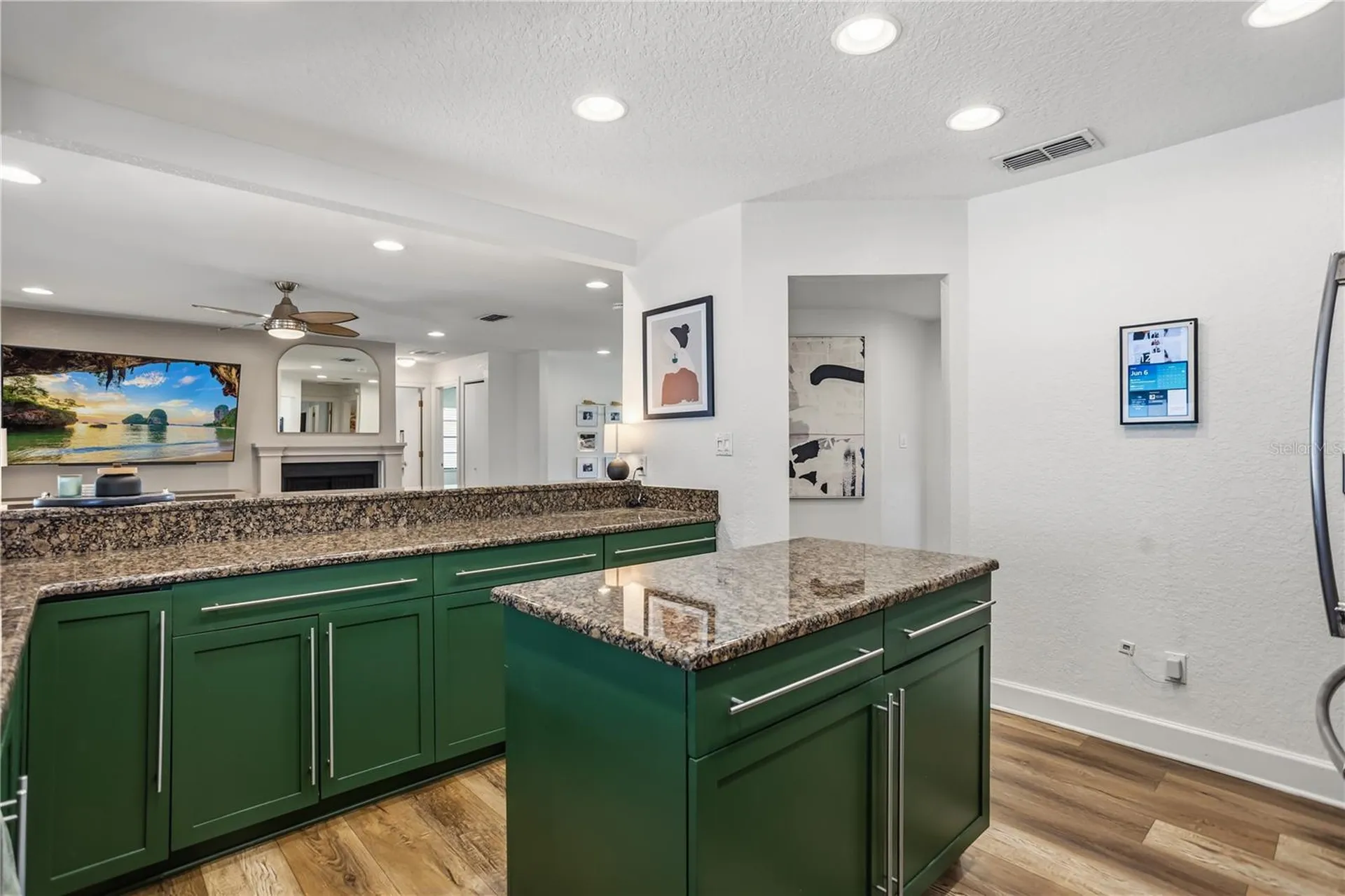 404 Barclay Avenue Altamonte Springs FL 32701