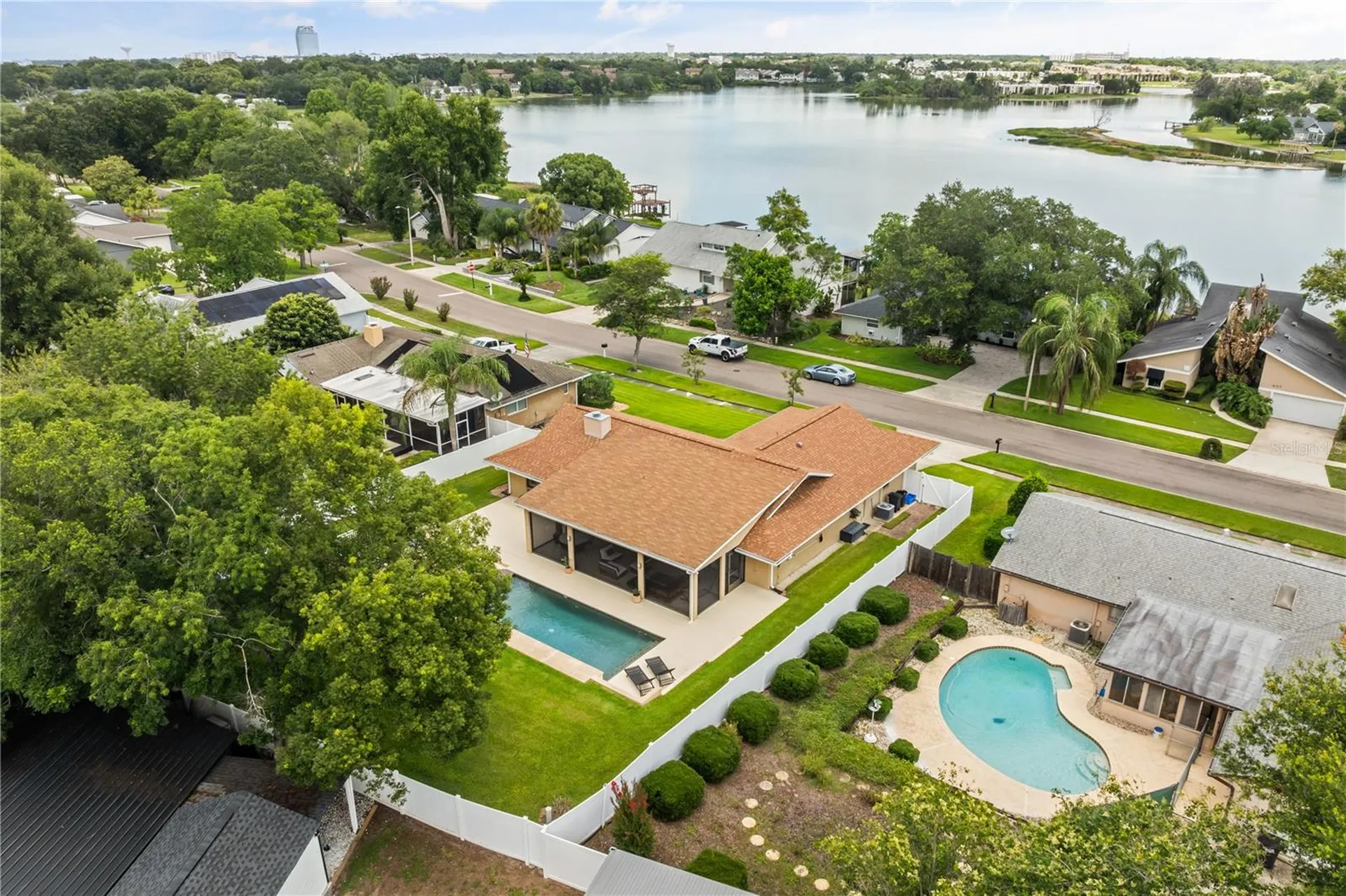 404 Barclay Avenue Altamonte Springs FL 32701