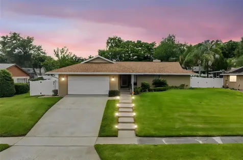 404 Barclay Avenue Altamonte Springs FL 32701