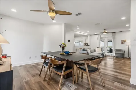 404 Barclay Avenue Altamonte Springs FL 32701