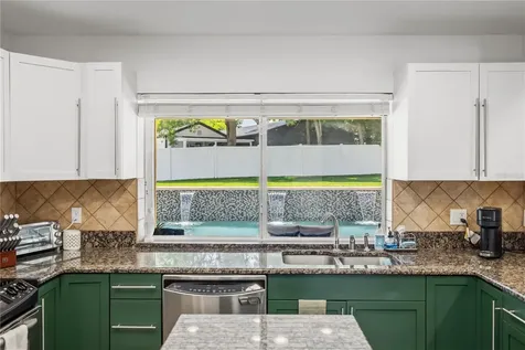 404 Barclay Avenue Altamonte Springs FL 32701