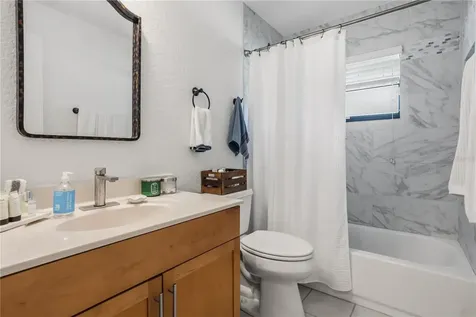 404 Barclay Avenue Altamonte Springs FL 32701