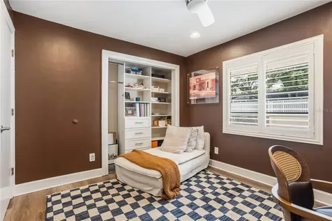 404 Barclay Avenue Altamonte Springs FL 32701