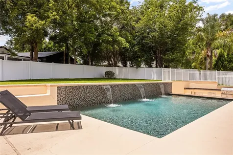 404 Barclay Avenue Altamonte Springs FL 32701