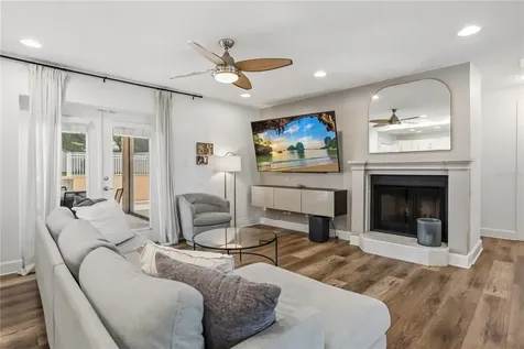 404 Barclay Avenue Altamonte Springs FL 32701