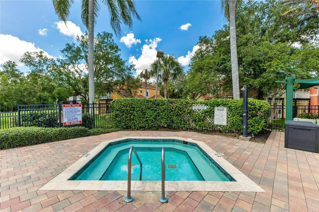 8456 Crystal Cove Loop Kissimmee FL 34747