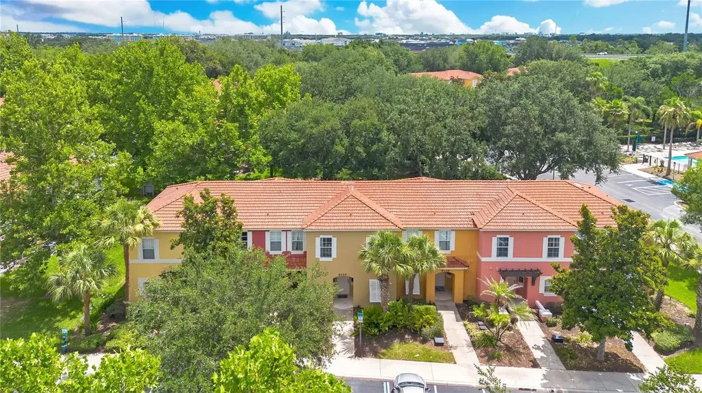 8456 Crystal Cove Loop Kissimmee FL 34747