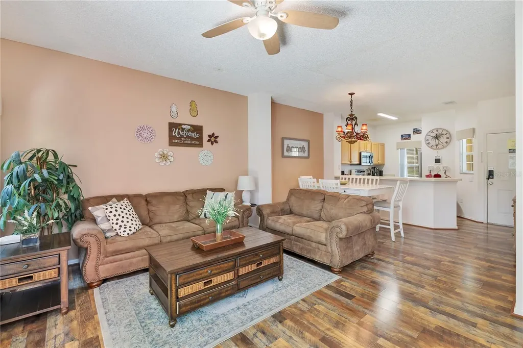 8456 Crystal Cove Loop Kissimmee FL 34747