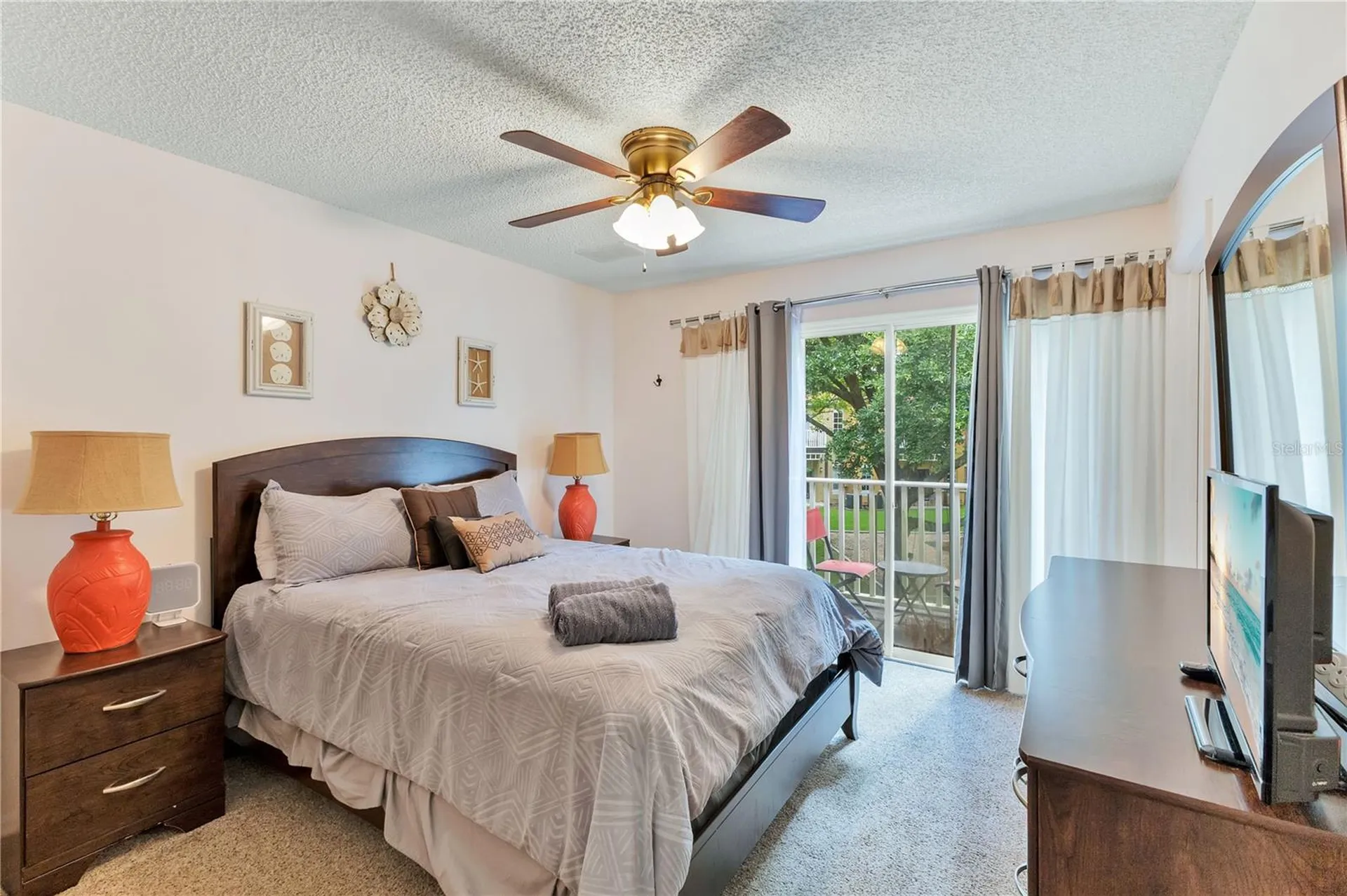 8456 Crystal Cove Loop Kissimmee FL 34747