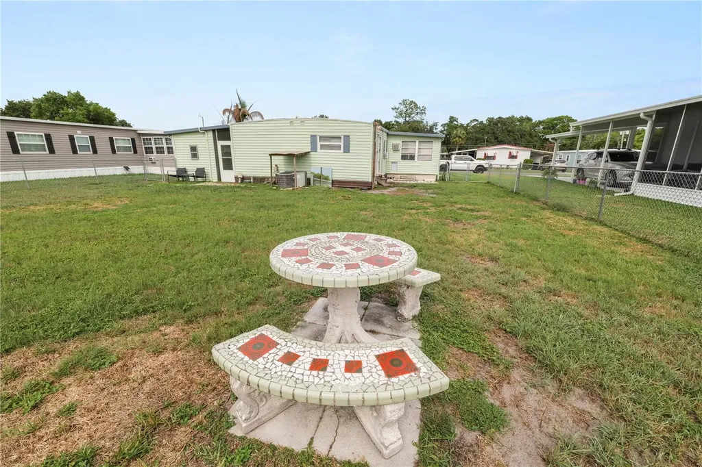 1610 Reynolds Road Lakeland FL 33801