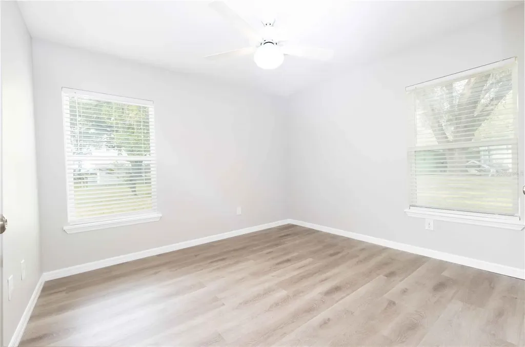306 E Georgia Avenue Bushnell FL 33513