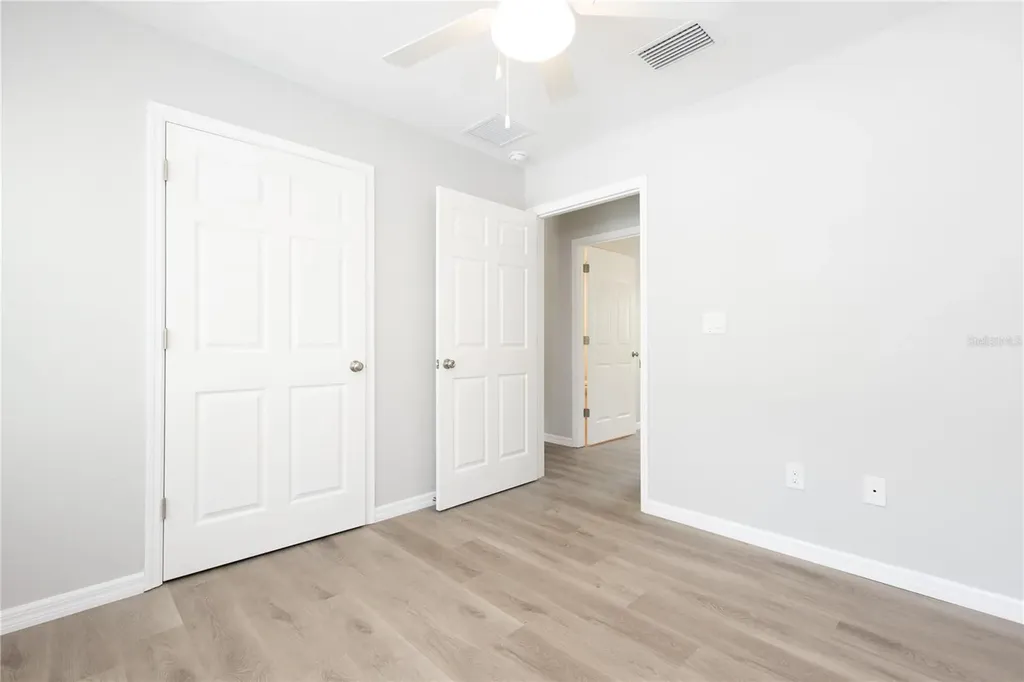 306 E Georgia Avenue Bushnell FL 33513