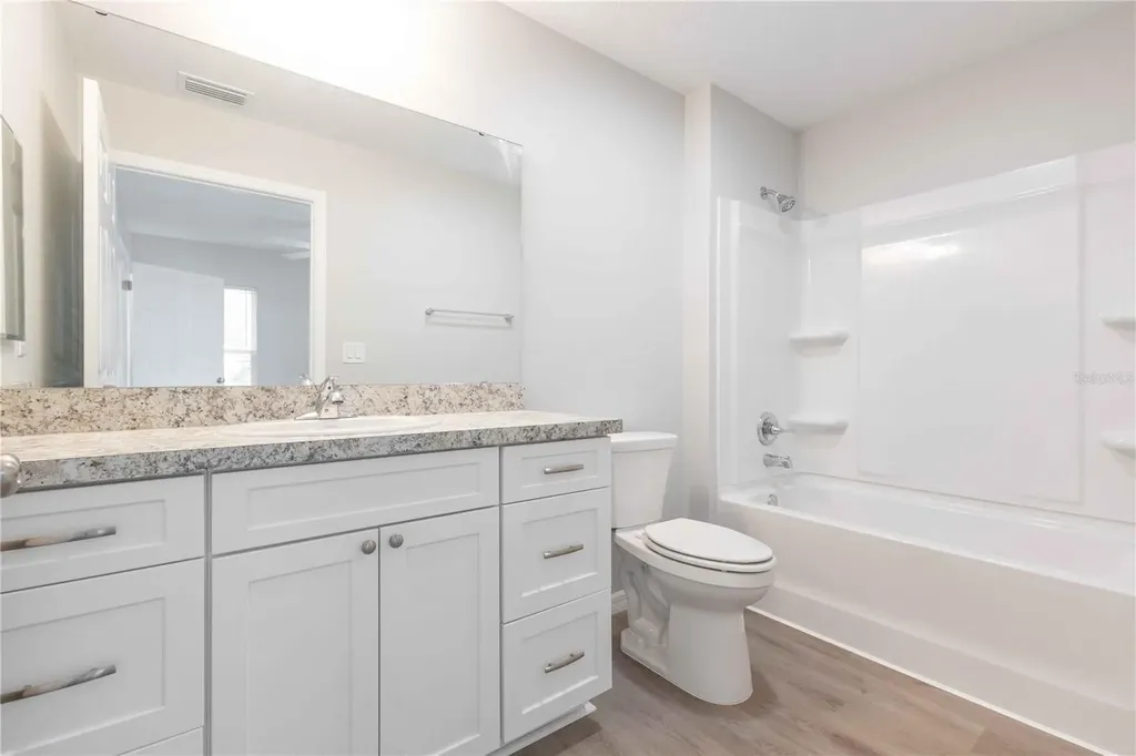 306 E Georgia Avenue Bushnell FL 33513